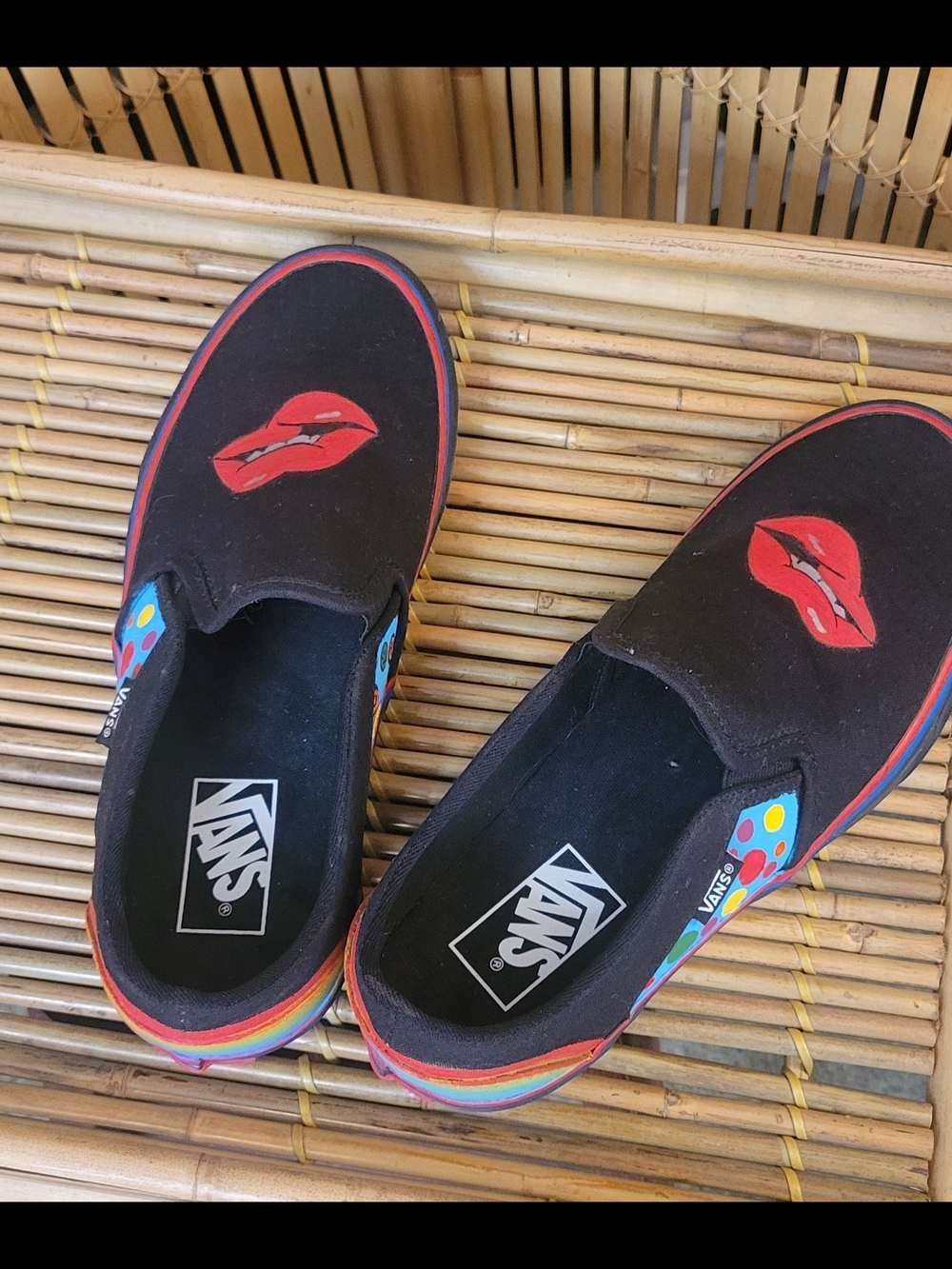 Vans Black Slip-On Sneakers with Red Lip Graphic and Multicolor Accents - Picture 2 of 6